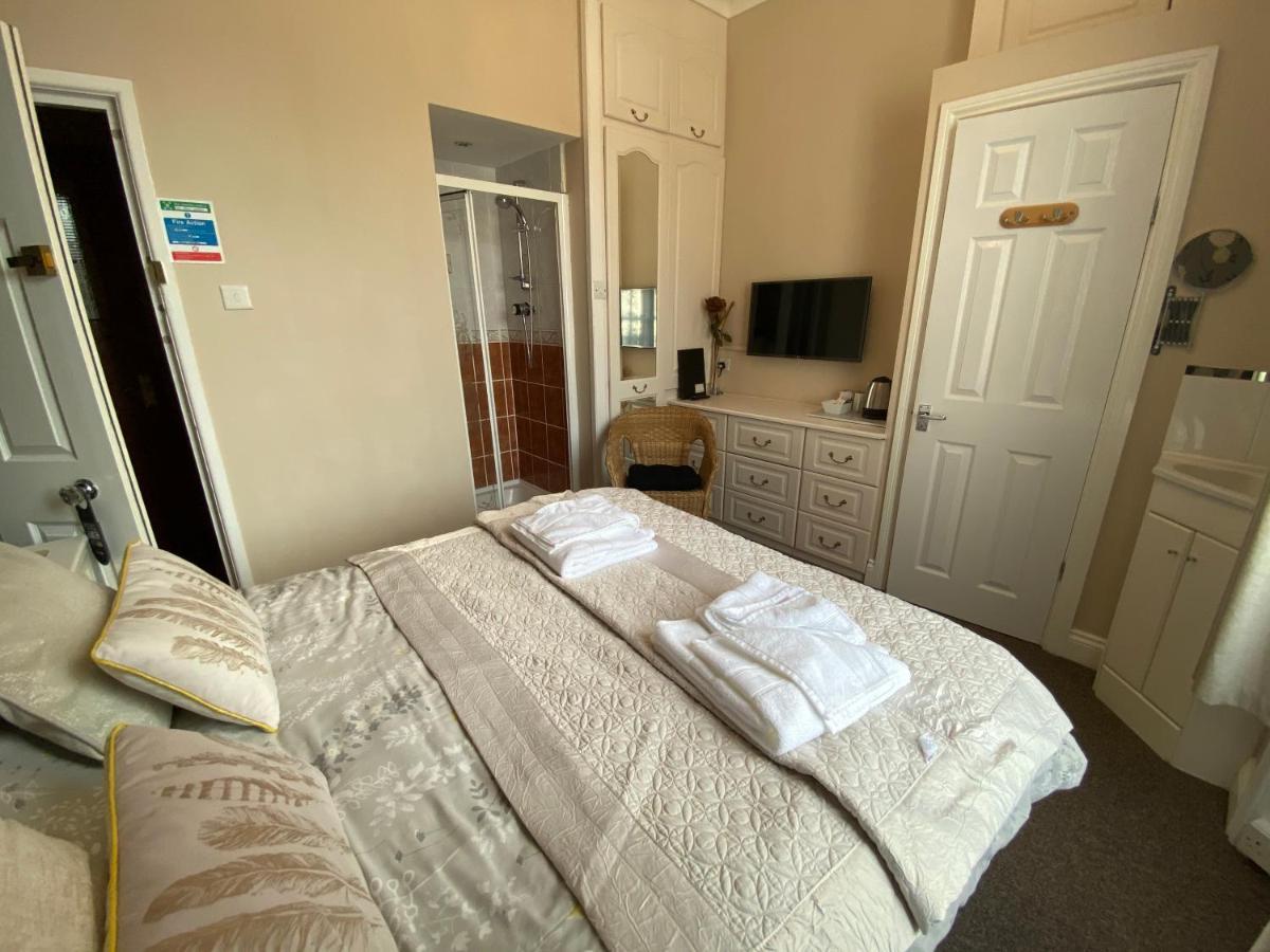 Braeside Guesthouse Ексетър Екстериор снимка
