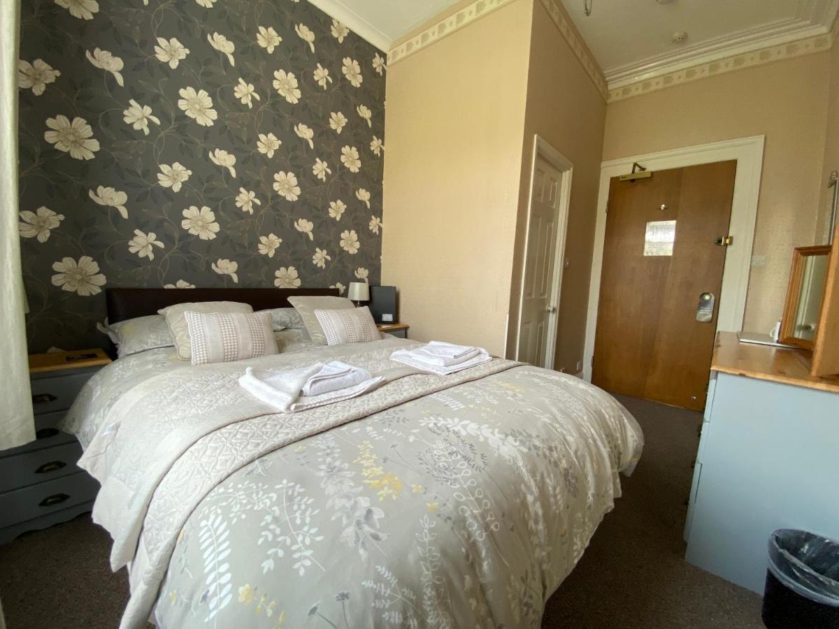 Braeside Guesthouse Ексетър Екстериор снимка