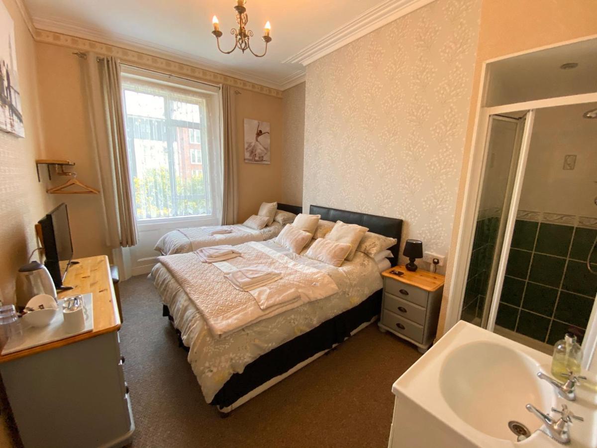 Braeside Guesthouse Ексетър Екстериор снимка
