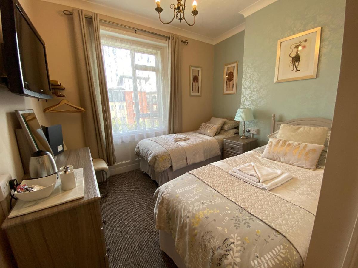 Braeside Guesthouse Ексетър Екстериор снимка