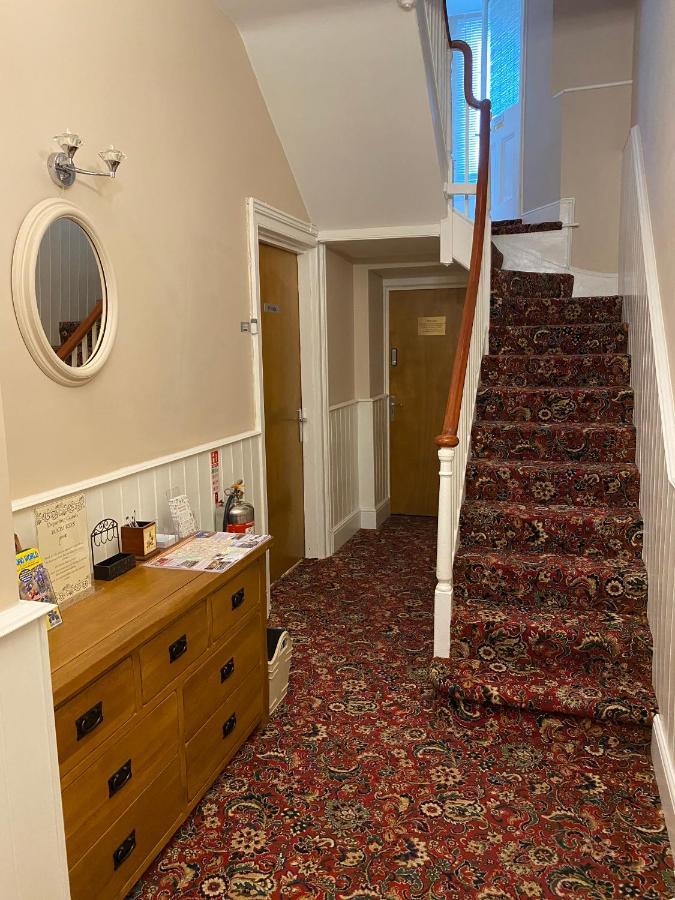 Braeside Guesthouse Ексетър Екстериор снимка