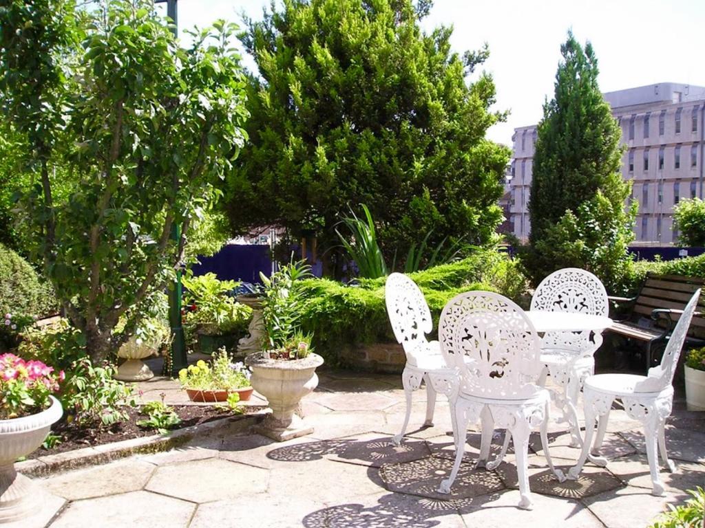 Braeside Guesthouse Ексетър Екстериор снимка